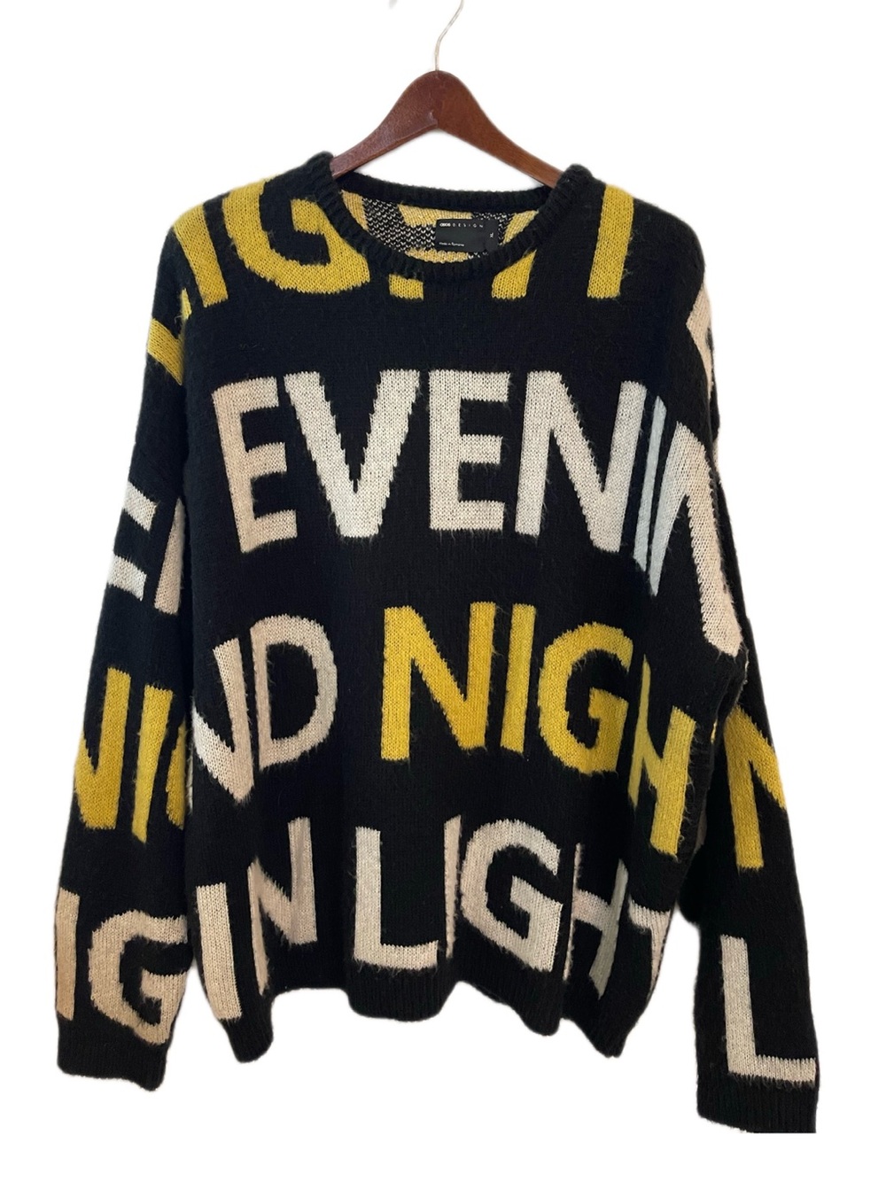 ASOS DESIGN Sweater XL Black White Yellow Oversized Crewneck Logo Graphic Knit